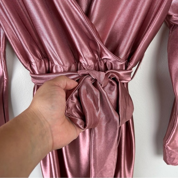 ASOS Design Maternity Stretch Satin wrap midi dress size: 10 - Picture 10 of 15